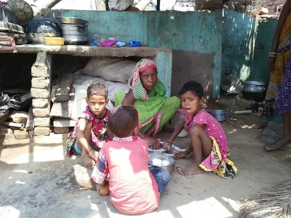 ଦୁଇ ଦିନ ପାଣି ପିଇ ରହିଲୁ, ୧୨ ଦିନ ପରେ ପାଟିରେ ଦାନା ବାଜିଲା