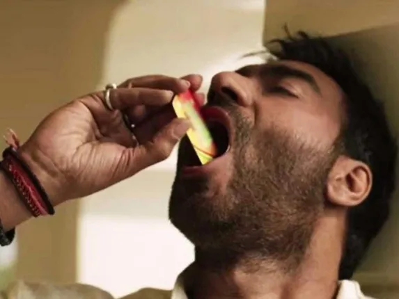 ତମାଖୁ ବିଜ୍ଞାପନ ନ କରିବା ପାଇଁ ଅଜୟ ଦେବଗନ୍‌ଙ୍କୁ କହିଲେ ପ୍ରଶଂସକ, ମିଳିଲା ଏଭଳି ଜବାବ