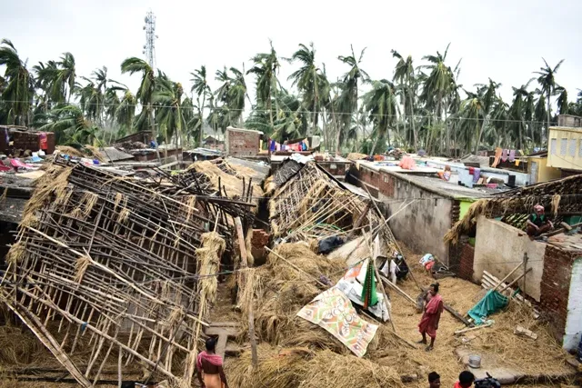 ଘରଭଙ୍ଗା ସହାୟତା ନେଇ ସବୁ ଜିଲ୍ଲାପାଳଙ୍କୁ ଏସ୍‌ଆରସିଙ୍କ ଚିଠି