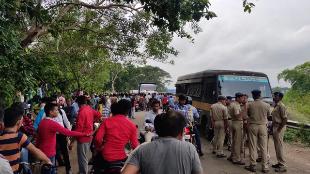 ଗଂଜାମ: ଦୁର୍ଘଟଣାରେ ଜଣେ ଗୁରୁତର, ବ୍ରହ୍ମପୁର-ଫୁଲବାଣୀ ରାସ୍ତା ଅବରୋଧ