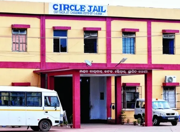 ଜେଲ୍‌ ଯନ୍ତ୍ରଣା : ଚାରି ଓଳି ଖାଦ୍ୟ ପାଇଁ ୬୪ ଟଙ୍କା