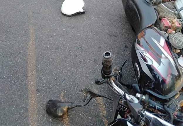 ବାଇକ୍‌କୁ ପଛରୁ ପିଟିଲା ଟ୍ରକ, ମା’ ପୁଅ ମୃତ