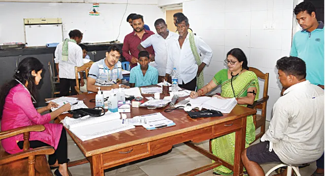 କଳା ବ୍ୟାଜ୍ ପିନ୍ଧିଲେ କ୍ୟାପିଟାଲ ହସ୍ପିଟାଲ ଡାକ୍ତର