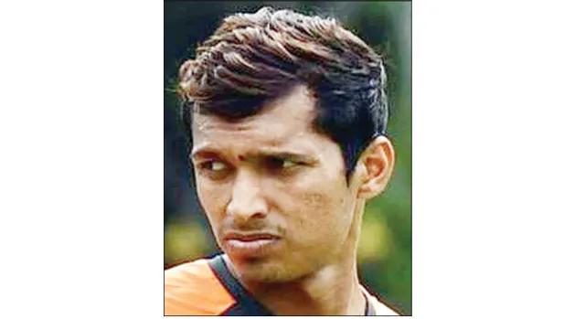 ନେଟ୍‌ ବୋଲର ଭାବେ ସାଇନିଙ୍କୁ ଡକରା