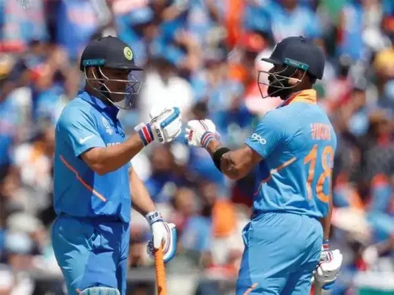 ବିଶ୍ୱକପ୍‌: ୱେଷ୍ଟଇଣ୍ଡିଜ୍‌ ବିପକ୍ଷରେ ବିଜୟ ପରେ ଧୋନିଙ୍କୁ ପ୍ରଶଂସାରେ ପୋତିଲେ କୋହଲି