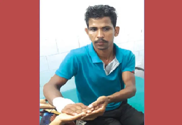 ରାଜପଥରେ ରାହାଜାନି:ଭୁଜାଲିରେ ହାଣି ବ୍ୟବସାୟୀଙ୍କଠାରୁ ଲକ୍ଷେ ଲୁଟ୍