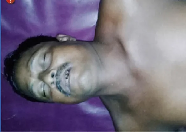 ବଜ୍ରପାତରେ ସ୍ତ୍ରୀ ଆଗରେ ଟଳିପଡ଼ିଲେ ସ୍ବାମୀ