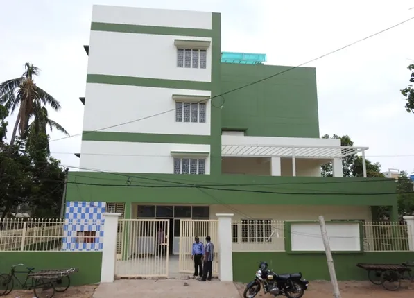 କାମରେ ଲାଗୁନି ନିର୍ମାଣ ଶ୍ରମିକଙ୍କ ଭଡ଼ା ଘର : ତିନି ମାସ ହେଲା ଉଦ୍‌ଘାଟନ ହୋଇ ପଡ଼ିରହିଛି ‘ଆଶ୍ରୟ’