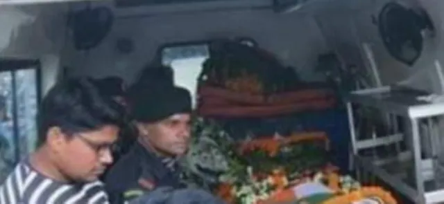 ସହିଦଙ୍କ ଶବାଧାରରେ ବିଜେଡି ପତାକା: ଦାୟୀ ବ୍ୟକ୍ତିଙ୍କ ବିରୋଧରେ କାର୍ଯ୍ୟାନୁଷ୍ଠାନ ହେବ ବୋଲି କହିଲେ ବିଜେଡି ମୁଖପାତ୍ର