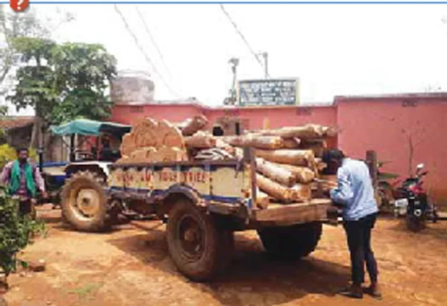 ବିଜେପୁରରେ ବିଜେଡିର କର୍ମୀ ସମାବେଶ, ପ୍ରାର୍ଥୀ ନେଇ ଚର୍ଚ୍ଚା