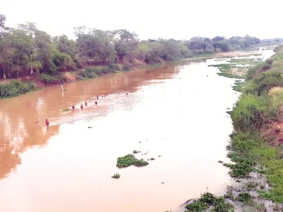 କଲମାର ୪୨, କେଲୋର ୮ ଗେଟ୍‌ ଖୋଲିଲା, ହୀରାକୁଦ ଜଳସ୍ତର ୬୦୦.୧୭ ଫୁଟ