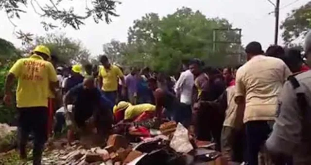 ଢେଙ୍କାନାଳ: କାନ୍ଥ ଭୁଷୁଡ଼ିବା ଫଳରେ ୪ ଜଣଙ୍କର ମୃତ୍ୟୁ , ୪  ଗୁରୁତର