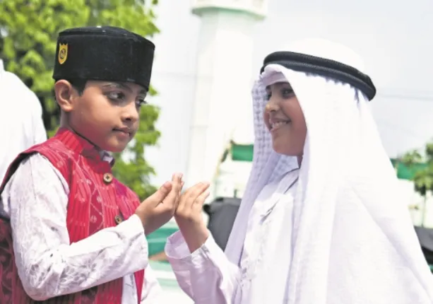 ପରସ୍ପରକୁ ଜଣାଇଲେ ଇଦ୍‌ ମୁବାରକ୍