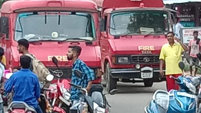 ନିଆଁ ଲାଗିଥିବାରୁ ସୋର ଷ୍ଟେସନ୍‌ରେ ଅଟକିଛି କୋଇଲା ଟ୍ରେନ୍‌