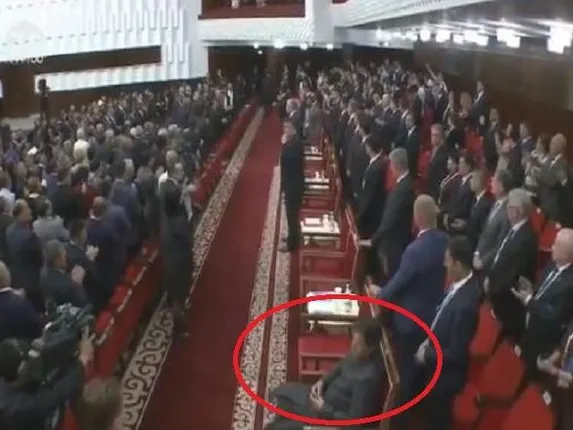 ଇମ୍ରାନ କୂଟନୈତିକ ପ୍ରୋଟୋକଲ ଭାଙ୍ଗିଲେ