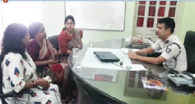 ଯୋଡ଼ା ନାବାଳିକା ଗଣଦୁଷ୍କର୍ମ ଘଟଣା :ଏସ୍‌ପି ଓ ଜିଲ୍ଲାପାଳଙ୍କୁ ଭେଟିଲେ ଶିଶୁ ଅଧିକାର ସୁରକ୍ଷା ଆୟୋଗ