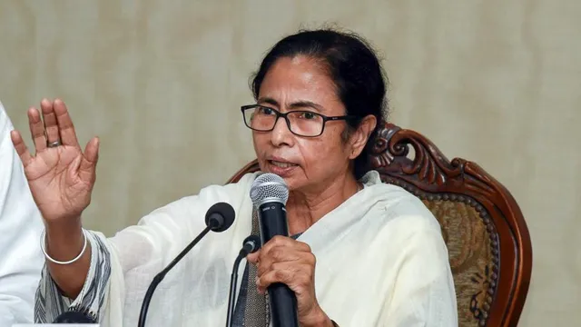 ଇଭିଏମ ବଦଳରେ ବାଲଟ ପେପର ଲାଗୁ କରିବାକୁ ଦାବି କଲେ ମମତା