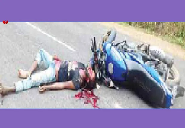 ଦୁଇ ବାଇକ୍‌ ମୁହାଁମୁହିଁ ଧକ୍କା:୧ ମୃତ,୧ ଆହତ