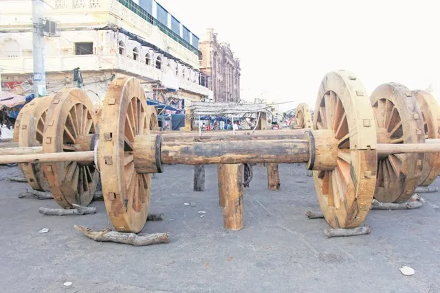 ରଥଖଳା ଚଳଚ‌ଞ୍ଚଳ, ଚାଲିଛି ଛନ୍ଦା ଗୟଳ ମୋଡ଼ା