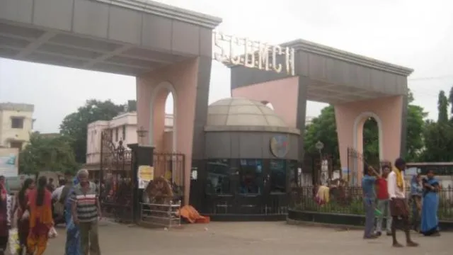 ଏସ୍‌ସିବିରେ ସଫଳ ଅସ୍ତ୍ରୋପଚାର, ୧୯ ଘଣ୍ଟା ପରେ ପେଟରୁ କଢ଼ାଗଲା କଣ୍ଟାଲଗା ବାଉଁଶ