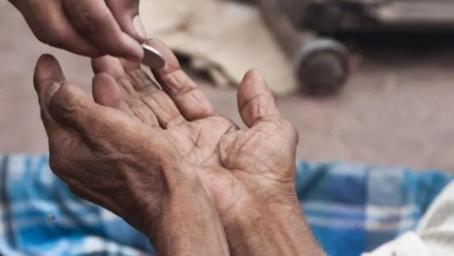 ଭିକ ମାଗିବା ଉପରେ ବ୍ୟାନ ଲଗାଯାଇପାରିବନାହିଁ : ସୁପ୍ରିମକୋର୍ଟ 