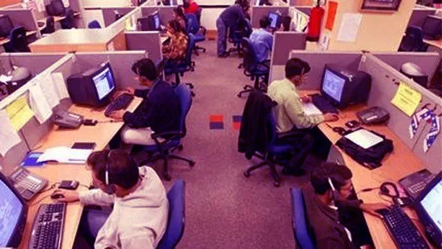 ଆଇଟି କମ୍ପାନି ନିଜ ଷ୍ଟାଫ୍‌ଙ୍କୁ କହିଲେ, ଅଫିସ୍‌ରେ ପାଣି ନାହିଁ, ଘରୁ କାମ କର