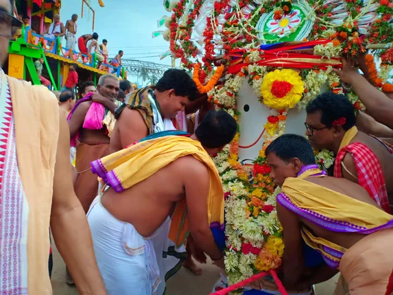 କେନ୍ଦ୍ରାପଡ଼ା: ବ୍ରହ୍ମ ତାଳଧ୍ୱଜରେ ଚଢ଼ିଲେ ପ୍ରଭୁ ଶ୍ରୀଜଗନ୍ନାଥ-ବଳଭଦ୍ର-ସୁଭଦ୍ରା