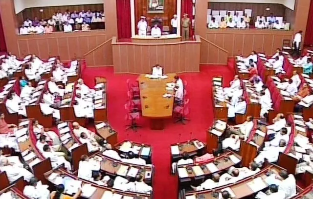 ‘ଗାନ୍ଧିଜୀଙ୍କୁ ଭୁଲିଯିବା’ ନେଇ ବିଧାନସଭାରେ କ୍ଷୋଭ; ମହାତ୍ମାଙ୍କ ୧୫୦ତମ ଜୟନ୍ତୀ ନେଇ କଂଗ୍ରେସ ବିଜେପି ମୁହାଁମୁହିଁ