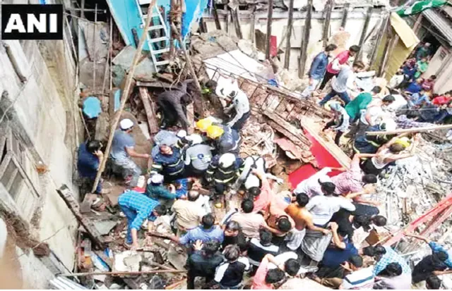 ମୁମ୍ବାଇରେ କୋଠା ଭୁଶୁଡ଼ି ୧୨ ମୃତ, ୪୦ରୁ ଅଧିକ ଦବି ରହିଛନ୍ତି