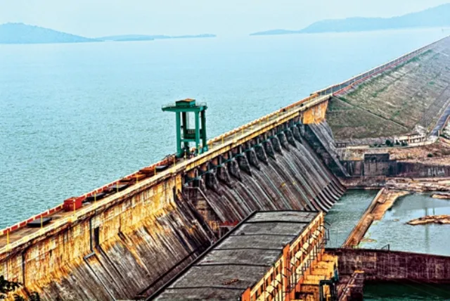 ହୀରାକୁଦ ଜଳସ୍ତର ୫୯୮.୬୫ ଫୁଟ