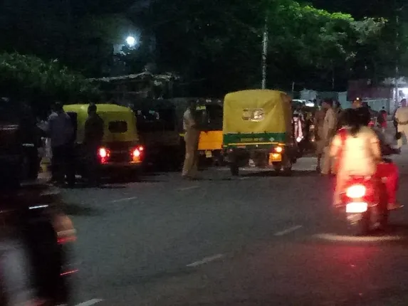 ଅଟୋ ଚାଳକଙ୍କ ଉପରେ କମିସନ‌ରେଟ୍‌ ପୁଲିସର ଚଢ଼ଉ : ୧୧୫ ଅଟୋରୁ ୫୭,୫୦୦ ଟଙ୍କା ଜରିମାନା ଆଦାୟ