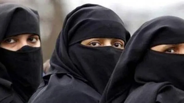 ମୋଟରସାଇକେଲ୍‌ ନ ଦେବାରୁ ବାହାଘରର ୨୪ ଘଣ୍ଟା ମଧ୍ୟରେ ପତ୍ନୀଙ୍କୁ ତିନ୍‌ ତଲାକ୍‌ ଦେଲେ ସ୍ୱାମୀ