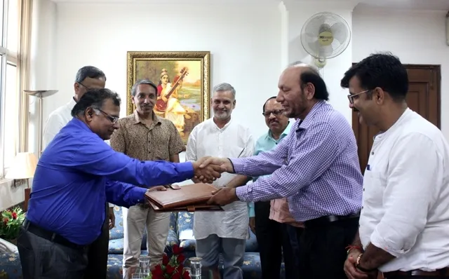 ଜେଏନୟୁ ସାରଳା ଚେୟାର-ଉତ୍କଳ ବିଶ୍ୱବିଦ୍ୟାଳୟ ମଧ୍ୟରେ ଚୁକ୍ତି