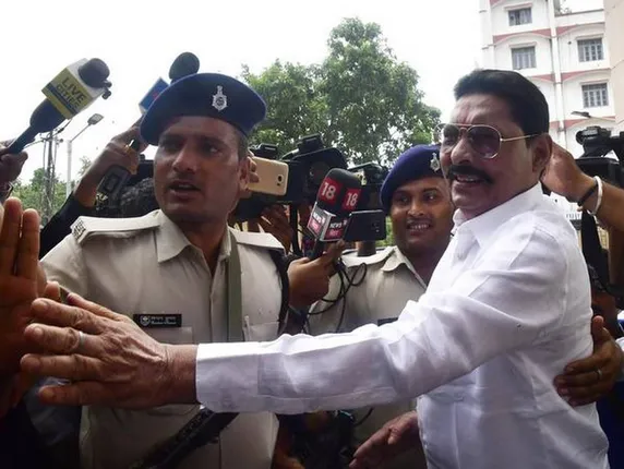 ଆର୍ମସମର୍ପଣ କଲେ ଫେରାର୍‌ ବିଧାୟକ ଅନନ୍ତ ସିଂହ