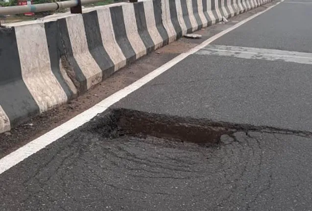 ଦବିଲା ପୁରୀ ବାଇପାସ୍‌ ଫ୍ଲାଏଓଭର୍ : ଘଣ୍ଟାଏ ରାସ୍ତାରୋକ, ଦୁଇ ଘଣ୍ଟା ଧରି ରାସ୍ତା ଜାମ୍