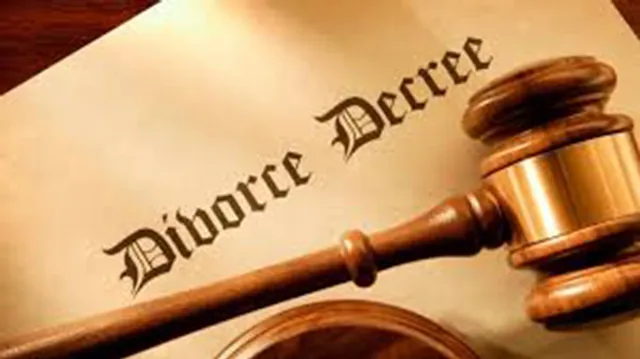 ସ୍ୱାମୀ ଅଧିକ ଭଲପାଇବାରୁ ଛାଡ଼ପତ୍ର ଚାହାନ୍ତି ପତ୍ନୀ! ରଂଗମୟ ଜୀବନ ପାଇଁ ସେ ଝଗଡ଼ା କରିବାକୁ ଚାହାନ୍ତି, ହେଲେ ସ୍ୱାମୀ କରନ୍ତିି ନାହିଁ