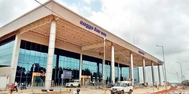 ଝାରସୁଗୁଡ଼ାରେ ଓହ୍ଲାଇ ପାରିଲାନି ବିମାନ