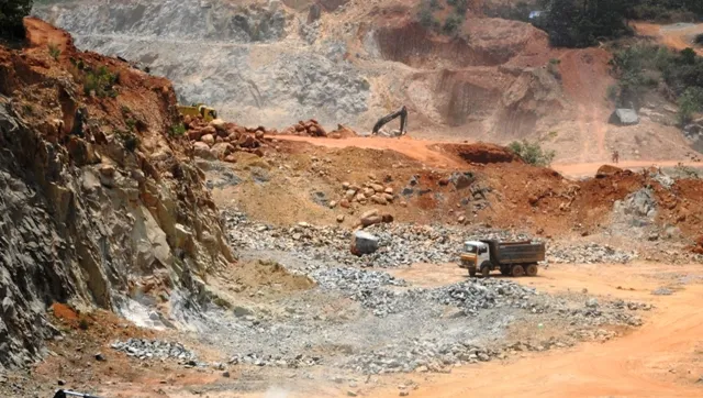 ବିଛାଖଣ୍ଡି ଓ ଆରୁହା ପାହାଡ଼ ଲିଜ୍‌ ଭାଗ୍ୟ ସୂତାଖିଅରେ: ଆଜି ଲୋକାୟୁକ୍ତଙ୍କ ୩ ଜଣିଆ ଖଣ୍ଡପୀଠଙ୍କ ଚୂଡ଼ାନ୍ତ ରାୟ