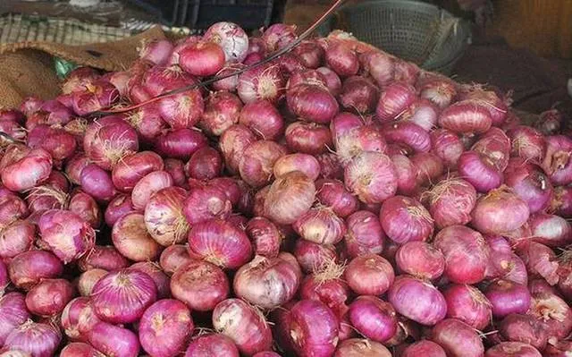 ରାଇସୁଙ୍ଗୁଡ଼ା :  ଦୋକାନ ତାଲା ଭାଙ୍ଗି ପିଆଜ ଚୋରି