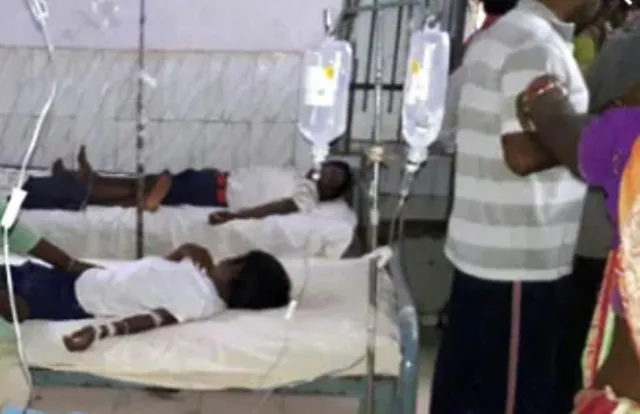 ବିଷାକ୍ତ ମଞ୍ଜି ଖାଇ ୨୪ ଛାତ୍ରଛାତ୍ରୀ ଅସୁସ୍ଥ