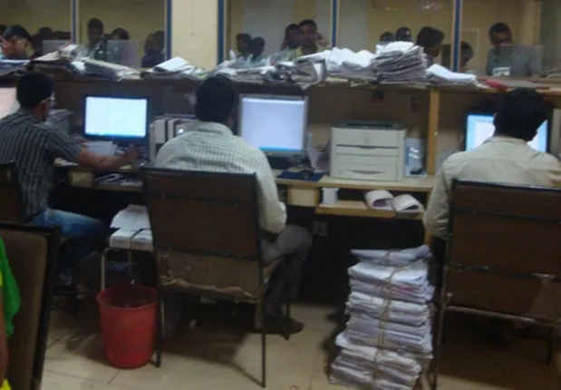 ସଡ଼କ ସୁରକ୍ଷା ନେଇ ଜିଲ୍ଲାପାଳଙ୍କୁ ଚିଠି ଲେଖିଲେ ପରିବହନ କମିସନର, ୧୦ଟି ନିୟମ ପାଳନ କଲେ ଅସୁବିଧା ହେବନି