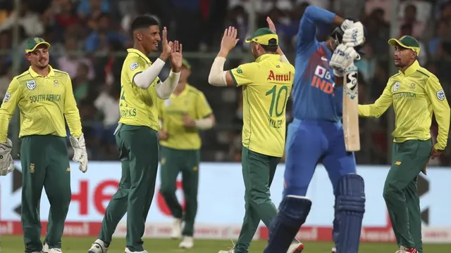 ବେଙ୍ଗାଲୁରୁ ଟି-୨୦: ଭାରତକୁ ୧୩୪ ରନ୍‌ରେ ଅଟକାଇଲା ଦକ୍ଷିଣ ଆଫ୍ରିକା, ରବାଦା ନେଲେ ୩ ଓ୍ଵିକେଟ୍‌