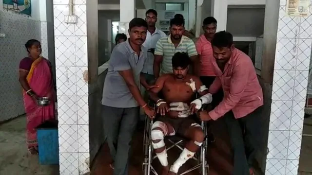 ବୋମାମାଡ଼ ଯୋଗୁଁ ଚିଙ୍ଗୁଡ଼ି ବେପାରୀ ସାଙ୍ଘାତିକ ଆହତ