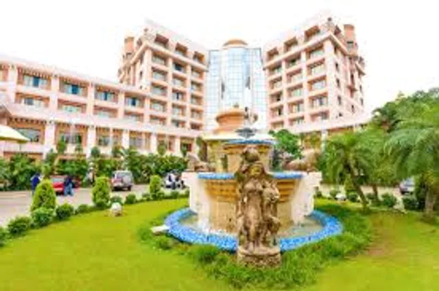 ବେଆଇନ ପାର୍କିଂ ପାଇଁ ହୋଟେଲ ସ୍ବସ୍ତି ପ୍ରିମିୟମକୁ ନୋଟିସ୍