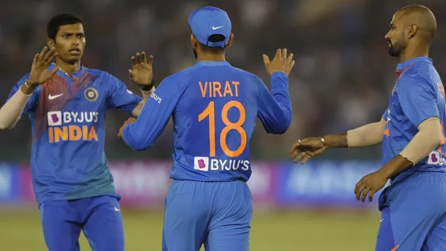 ମୋହାଲି ଟି-୨୦: ଭାରତକୁ ୧୫୦ ରନ୍‌ ଟାର୍ଗେଟ ଦେଲା ଦକ୍ଷିଣ ଆଫ୍ରିକା, ଅର୍ଦ୍ଧଶତକ ହାସଲ କଲେ କ୍ୱିଣ୍ଟନ୍‌ ଡି’କକ୍‌