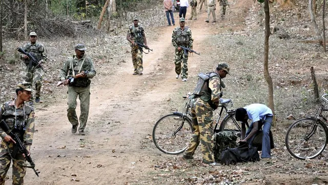 ନକ୍ସଲ ଦମନ ପାଇଁ ବିଏସ୍‌ଏଫ୍‌ ଡିଆଇଜିଙ୍କ ଚିତ୍ରକୋଣ୍ଡା ଗସ୍ତ