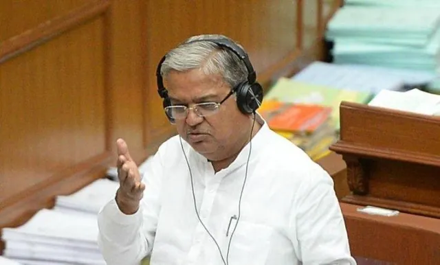 କର୍ଣ୍ଣାଟକ ଉପମୁଖ୍ୟମନ୍ତ୍ରୀଙ୍କ ଅଜବ ବୟାନ : ଭଲ ରାସ୍ତା ପାଇଁ ବଢ଼ୁଛି ଦୁର୍ଘଟଣା