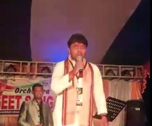 ମେଲୋଡିରେ ଭଜନ ଗାଇଲେ କଟକ-ଚୌଦ୍ୱାର ବିଧାୟକ