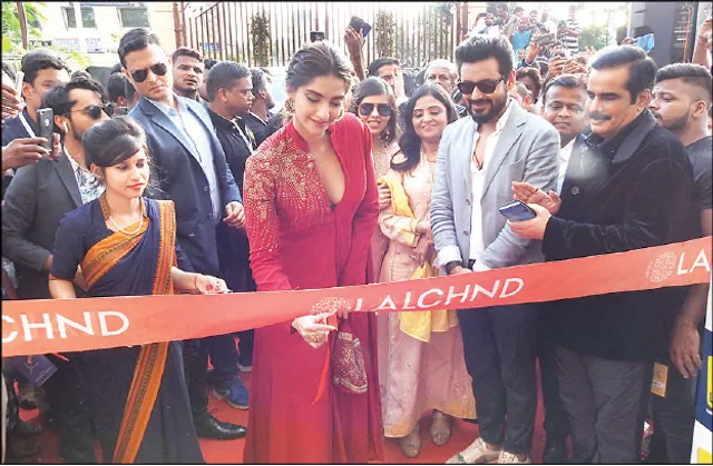 ଭୁବନେଶ୍ବରରେ ଲାଲ୍‌ଚାନ୍ଦ୍‌ର ଦ୍ବିତୀୟ ମେଗା ସୋ’ରୁମ୍‌