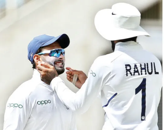 ଧୋନିଙ୍କ ମାଇଲଖୁଣ୍ଟ କାଟିଲେ ପନ୍ତ୍‌